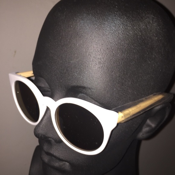 Perverce and NWT - Picture 2 of 5